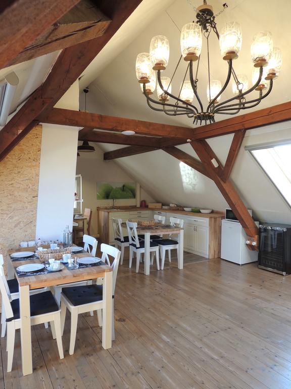 פלומס Spring Inn מראה חיצוני תמונה